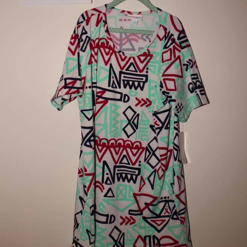 LuLaRoe Gracie kids shirt, size 14, geometric